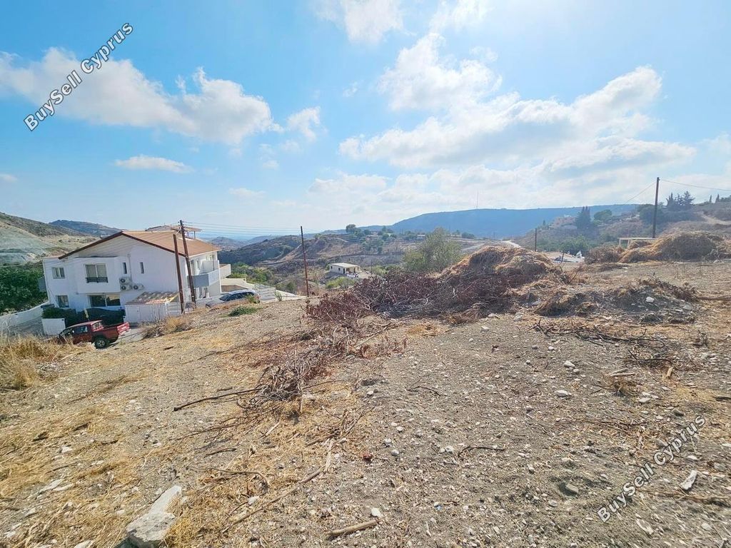 Property photo 3 of 3