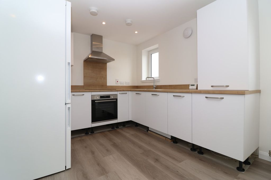 Property photo 3 of 17 Picture No. 14