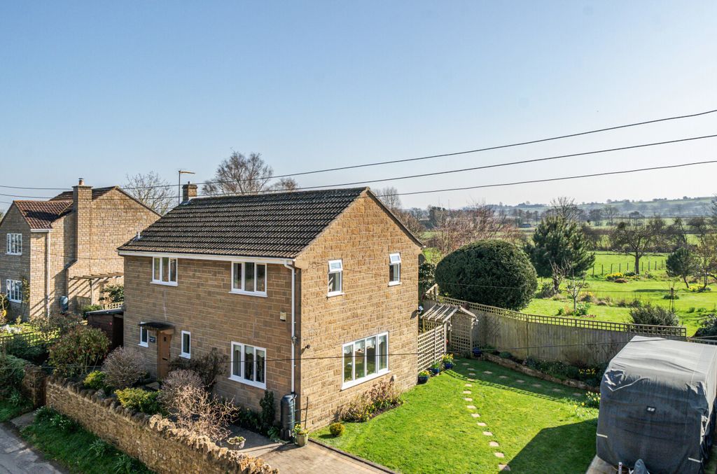 Property photo 1 of 24 1420089-1-69A88De...