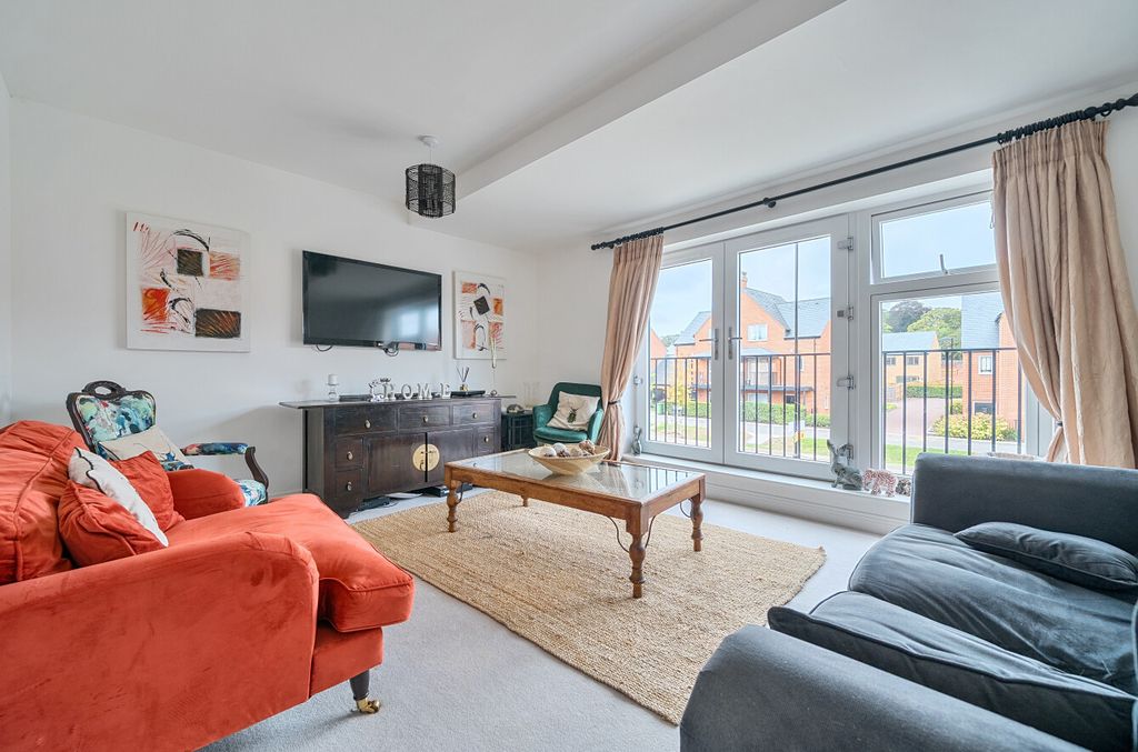 Property photo 3 of 15 1349609-20-68c415...