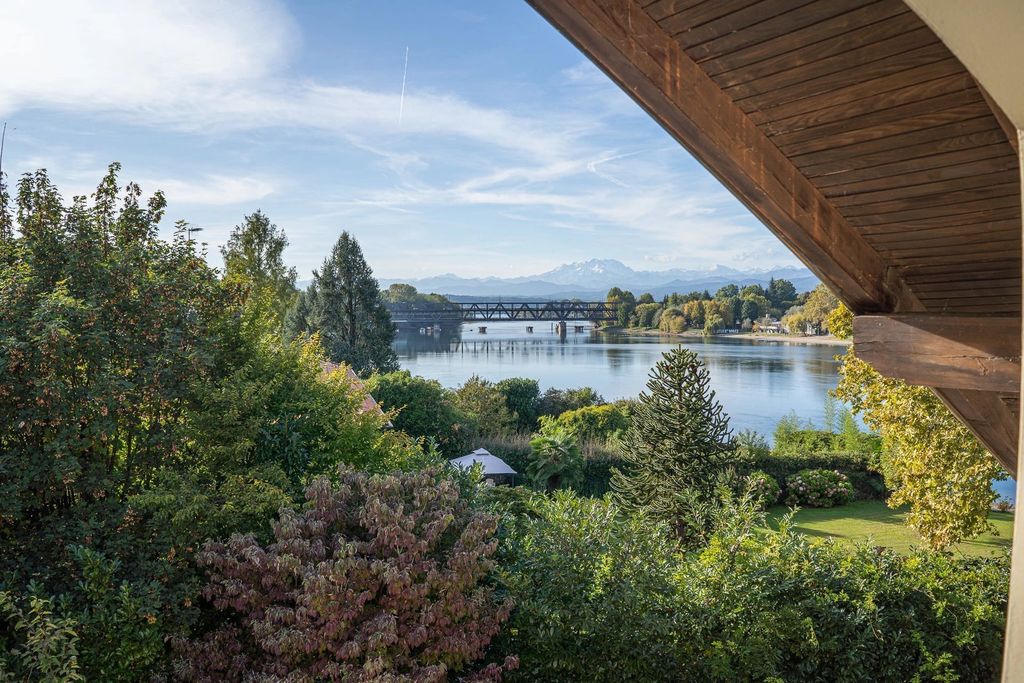 Property photo 3 of 32 <Alttext/>