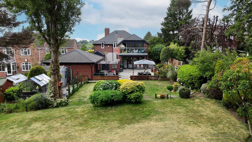 Property photo 1 of 70 Dji_0099.00_23_58_17.Still112.Jpg