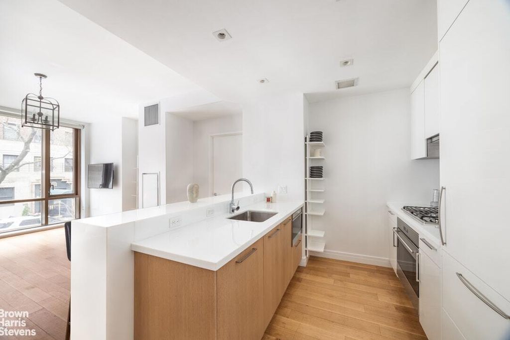Property photo 2 of 10 <Alttext/>