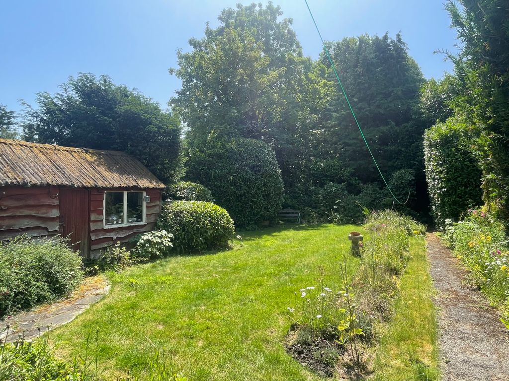 Property photo 2 of 16 Picture No. 34