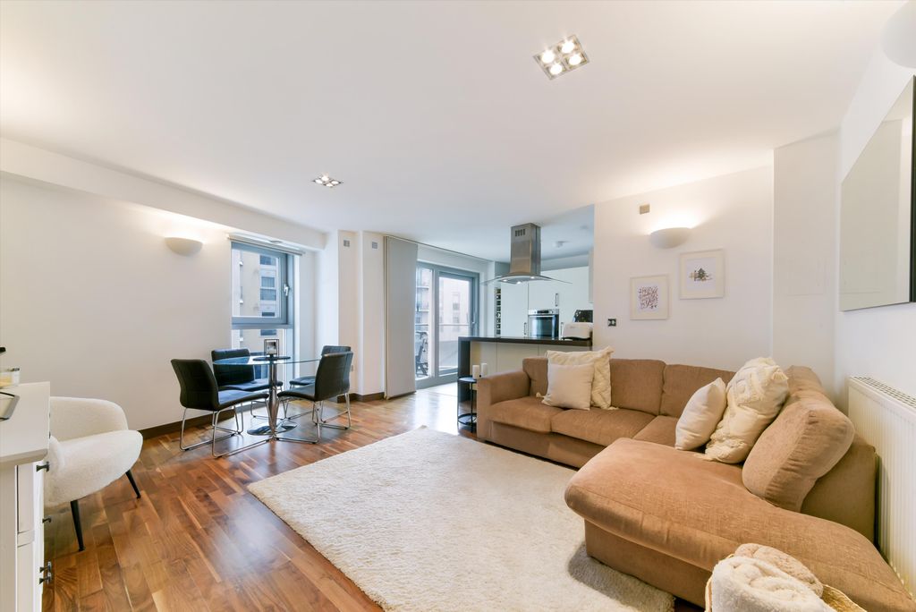 Property photo 1 of 12 Image