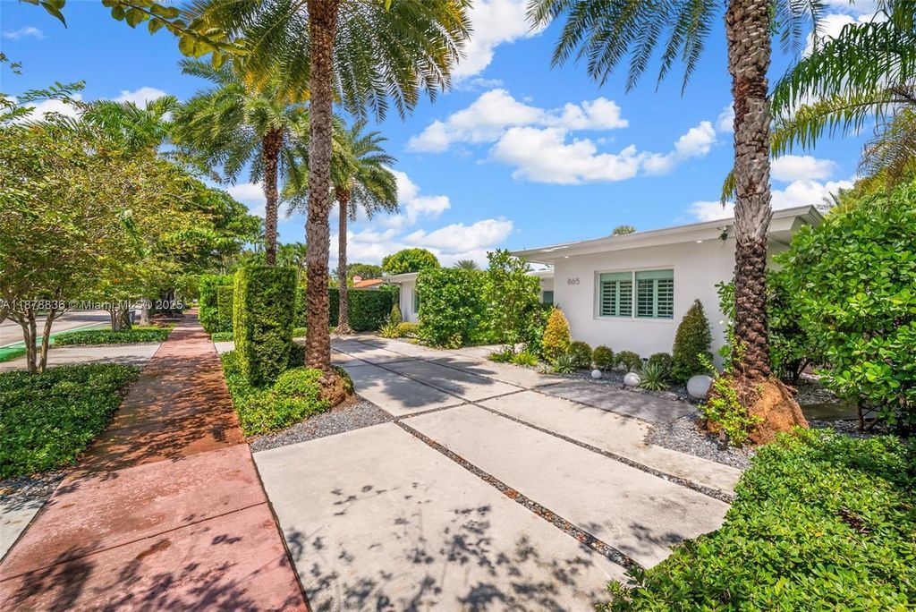 Property photo 3 of 50 <Alttext/>