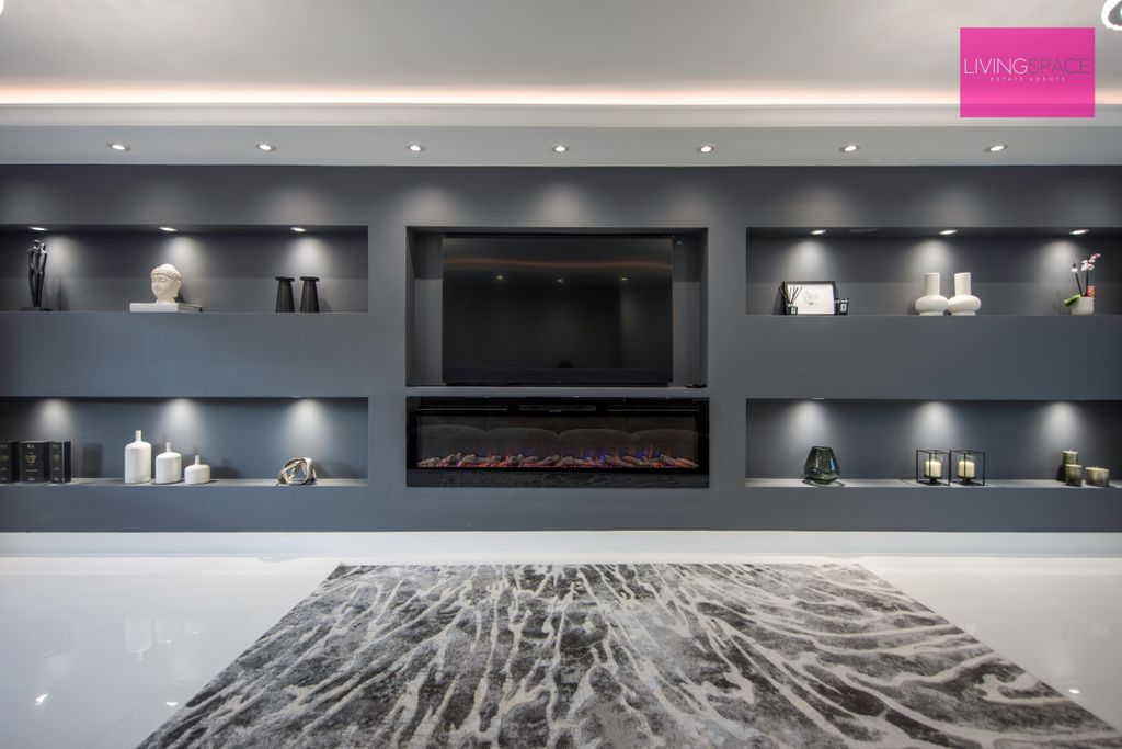 Property photo 3 of 35