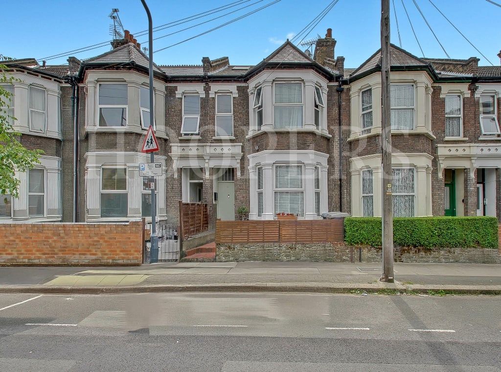 Property photo 1 of 9