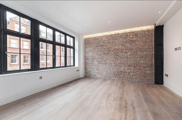 Property photo 3 of 7 F2 Living.Jpg