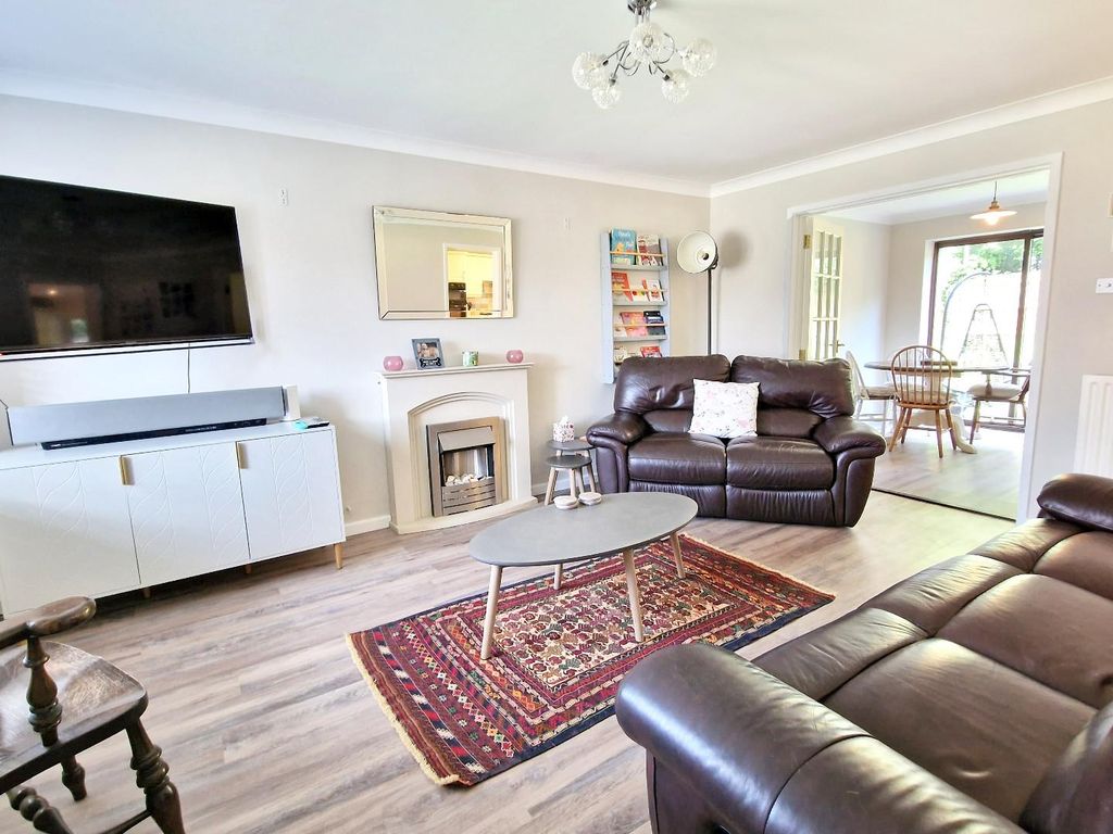 Property photo 3 of 19 20250519_165644.Jpg