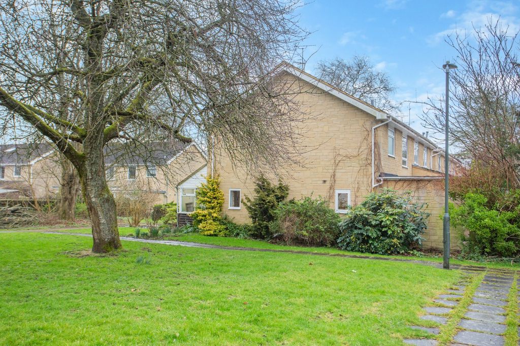 Additional image 12 of 3 bed end terrace house for saleEstcote Road, Cirencester, Gloucestershire GL7
