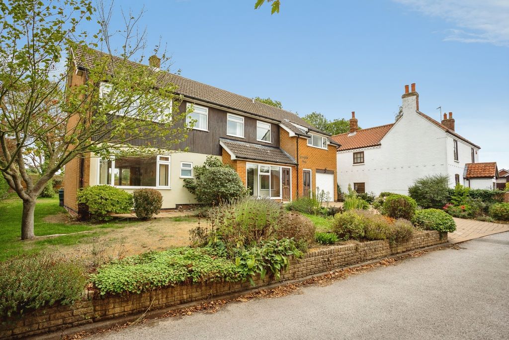 Property photo 2 of 19 Pbox-Img.Jpg