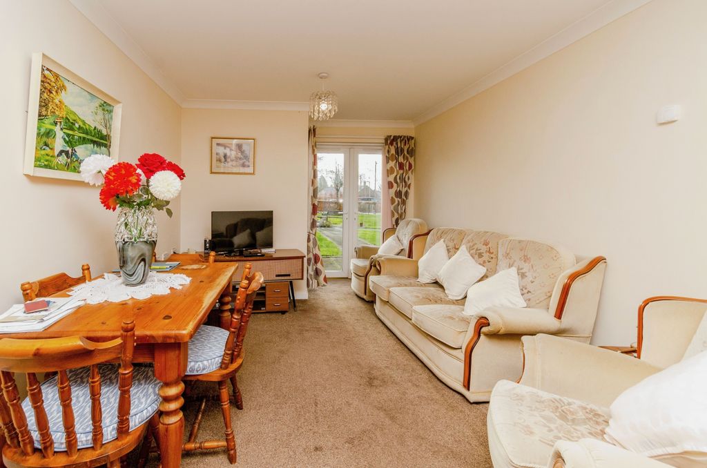 Property photo 3 of 17 Photography