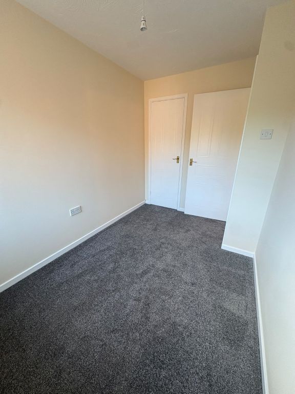 Property photo 3 of 10 Picture No. 11