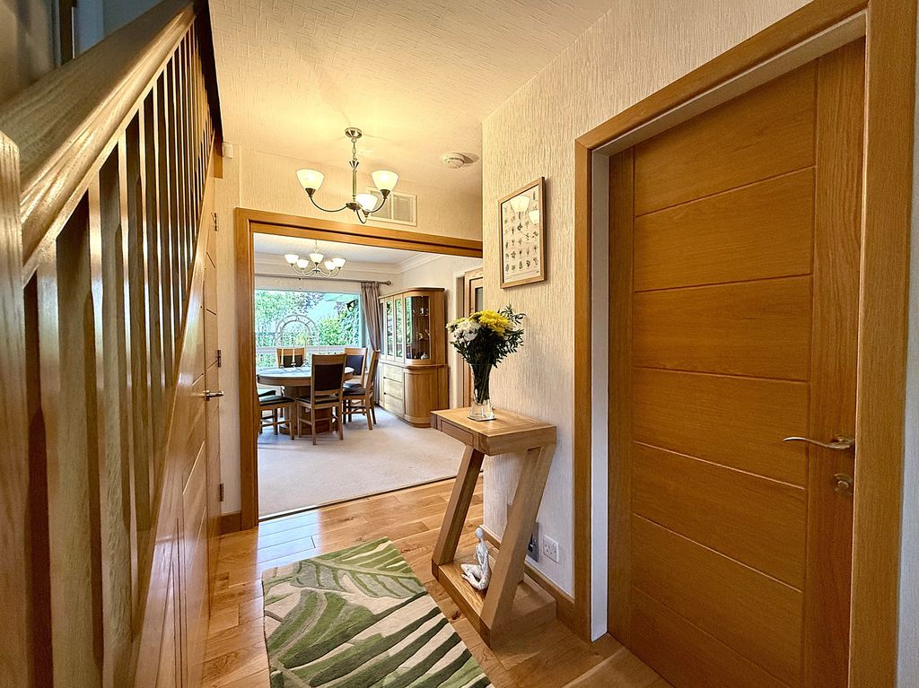 Property photo 3 of 46