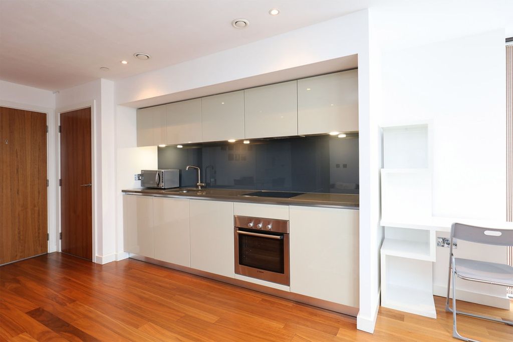 Property photo 3 of 8