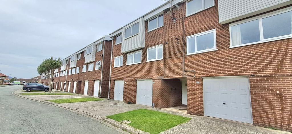 Property photo 1 of 17 Photo 1