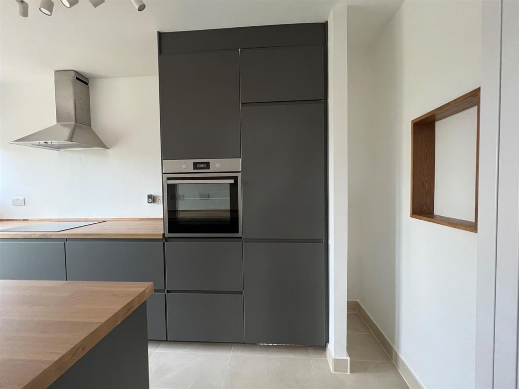 Property photo 2 of 17 Image-2.Jpg