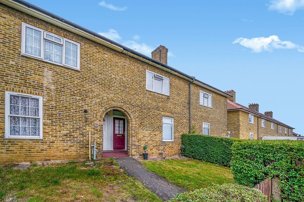 Property photo 3 of 10 16 Bankfoot Road - Tbyxrufzxtyqqonvic4N