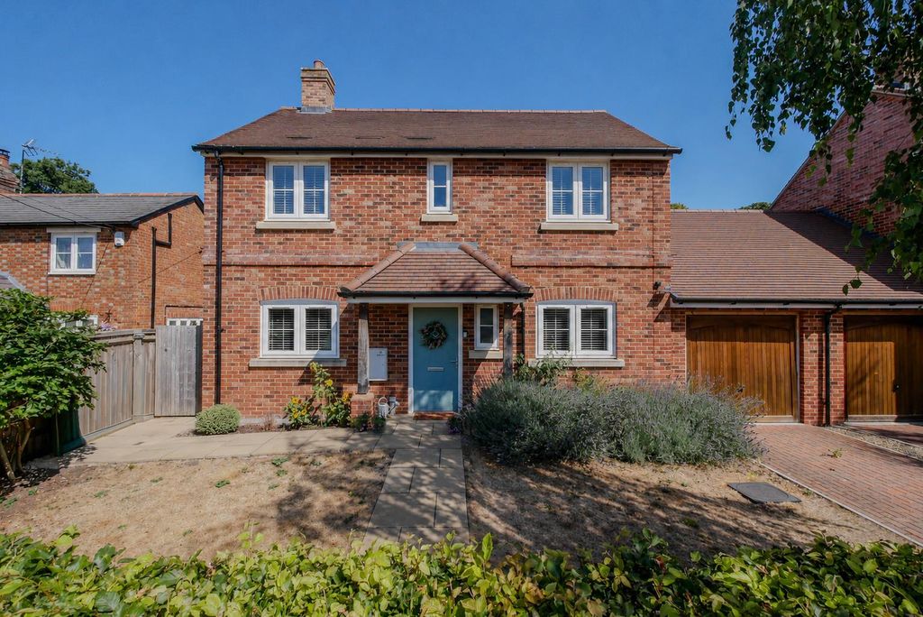 Property photo 1 of 17