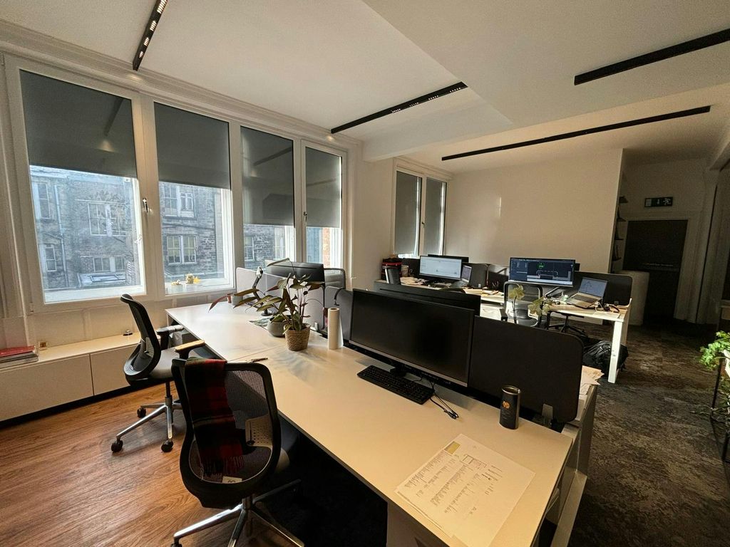 Property photo 2 of 6 Photo20241216202528 6.Jpg