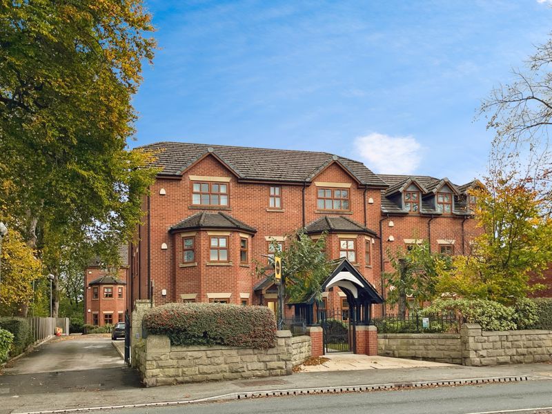 Property photo 1 of 12 External