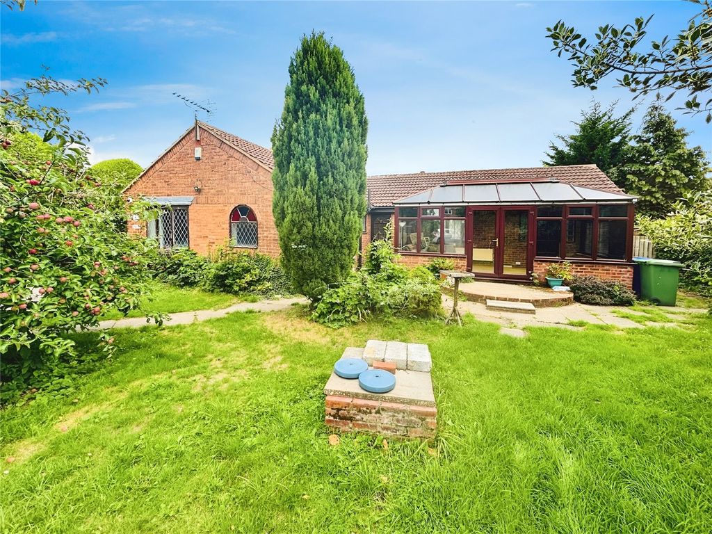Property photo 1 of 14 Front