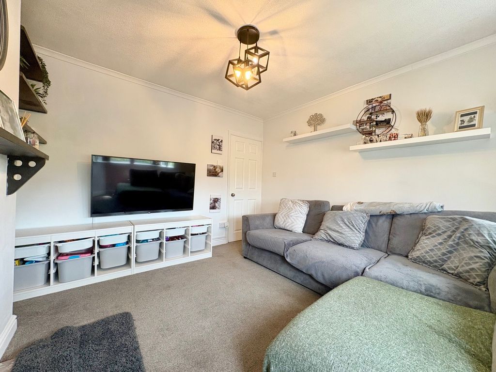 Property photo 3 of 15