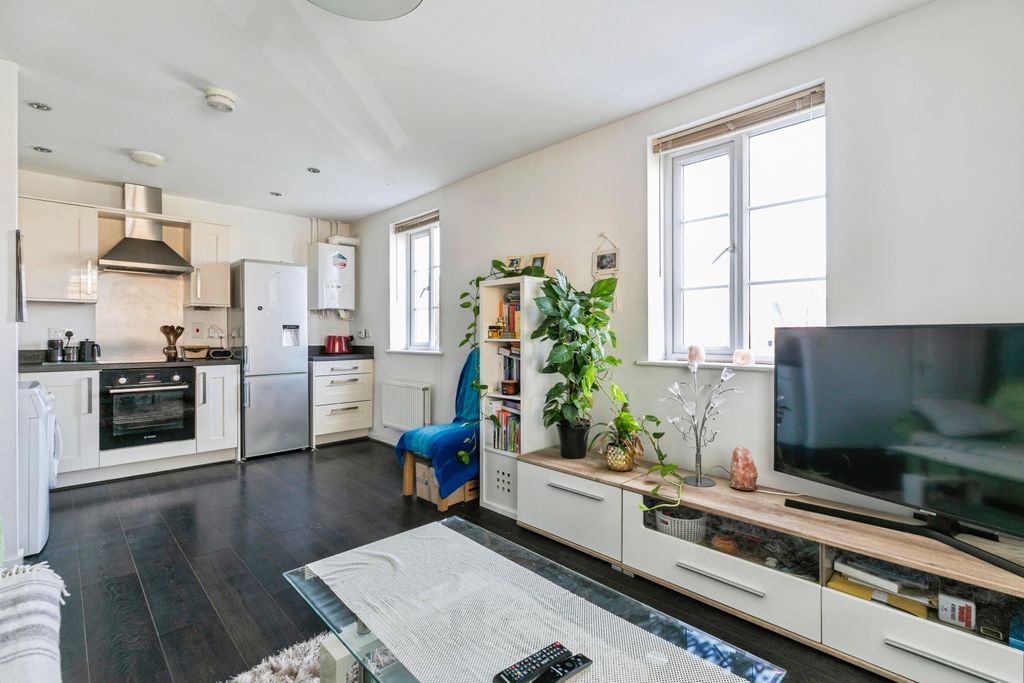 Property photo 2 of 18 Img_6707