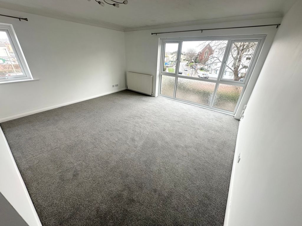 Property photo 2 of 9 Img_0568