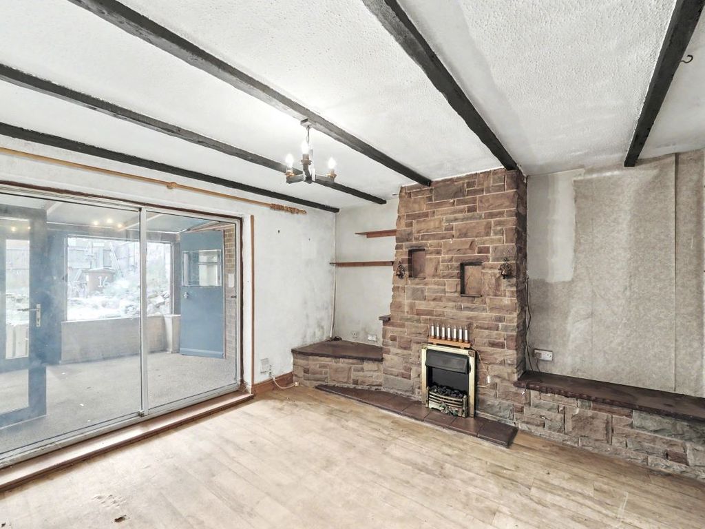 Property photo 2 of 20