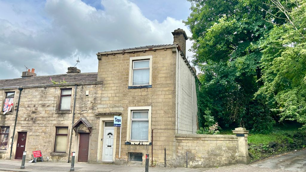 Property photo 1 of 12 1