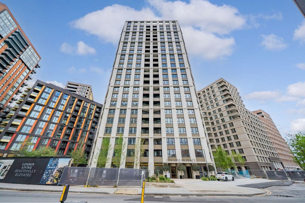 Property photo 2 of 24