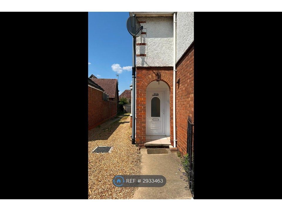 Property photo 3 of 17 Private Entrance