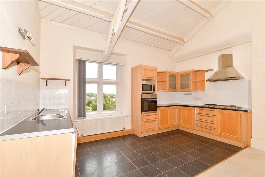 Property photo 2 of 15 Kitchen