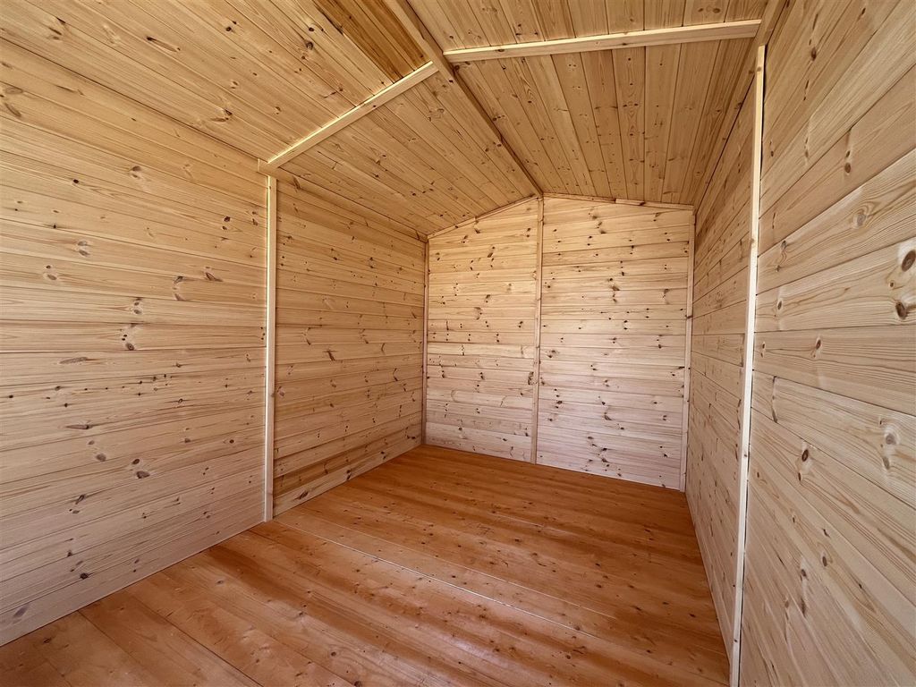 Property photo 3 of 6 Internal Views Of Beach Hut