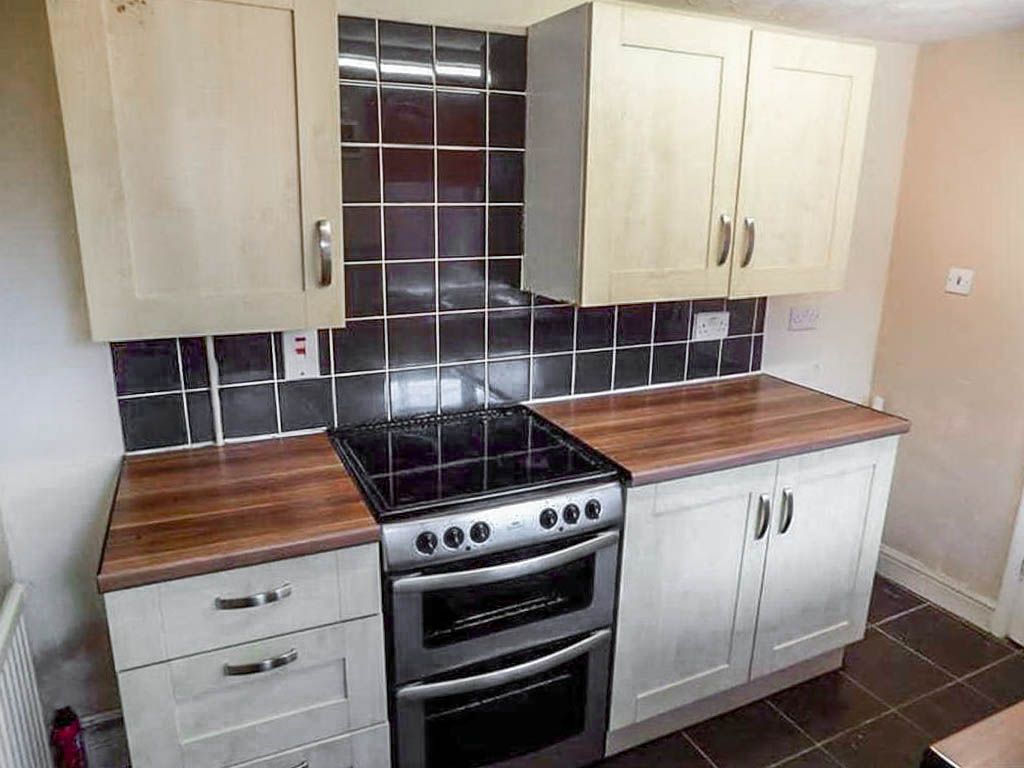 Property photo 3 of 16