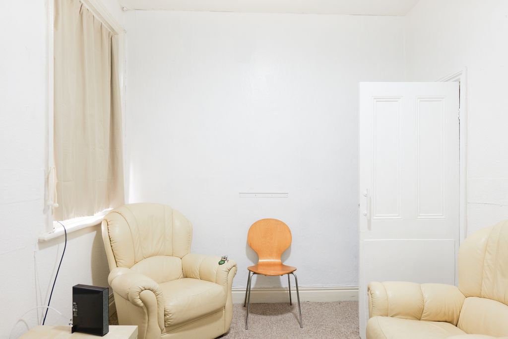 Property photo 3 of 30