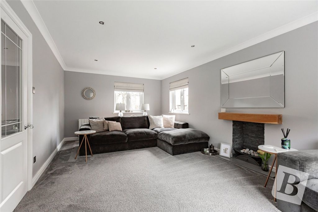 Property photo 3 of 51 Reception Room