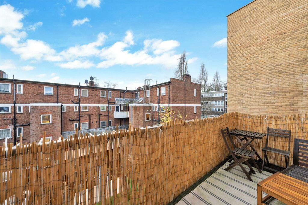 Property photo 3 of 8 Picture No. 07