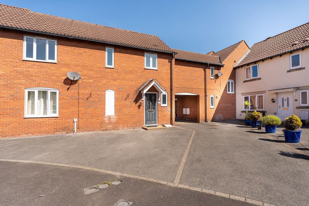 Property photo 1 of 23