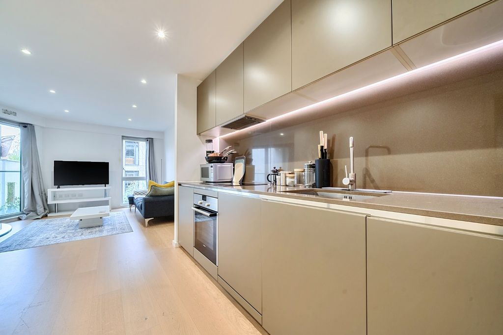 Property photo 2 of 18 Picture No. 09