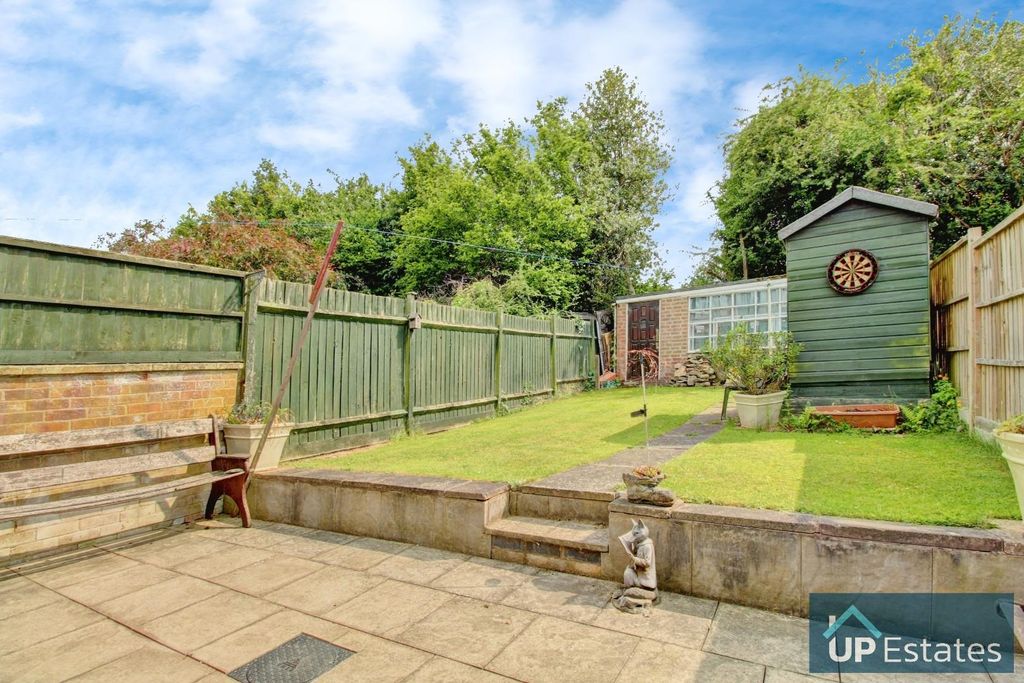 Property photo 3 of 27