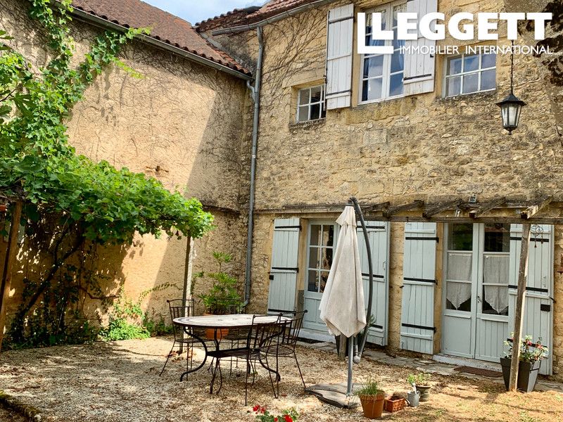 Property photo 2 of 10