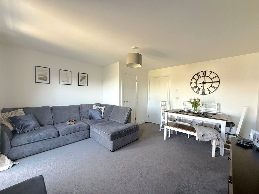 Property photo 2 of 11 Picture No. 06