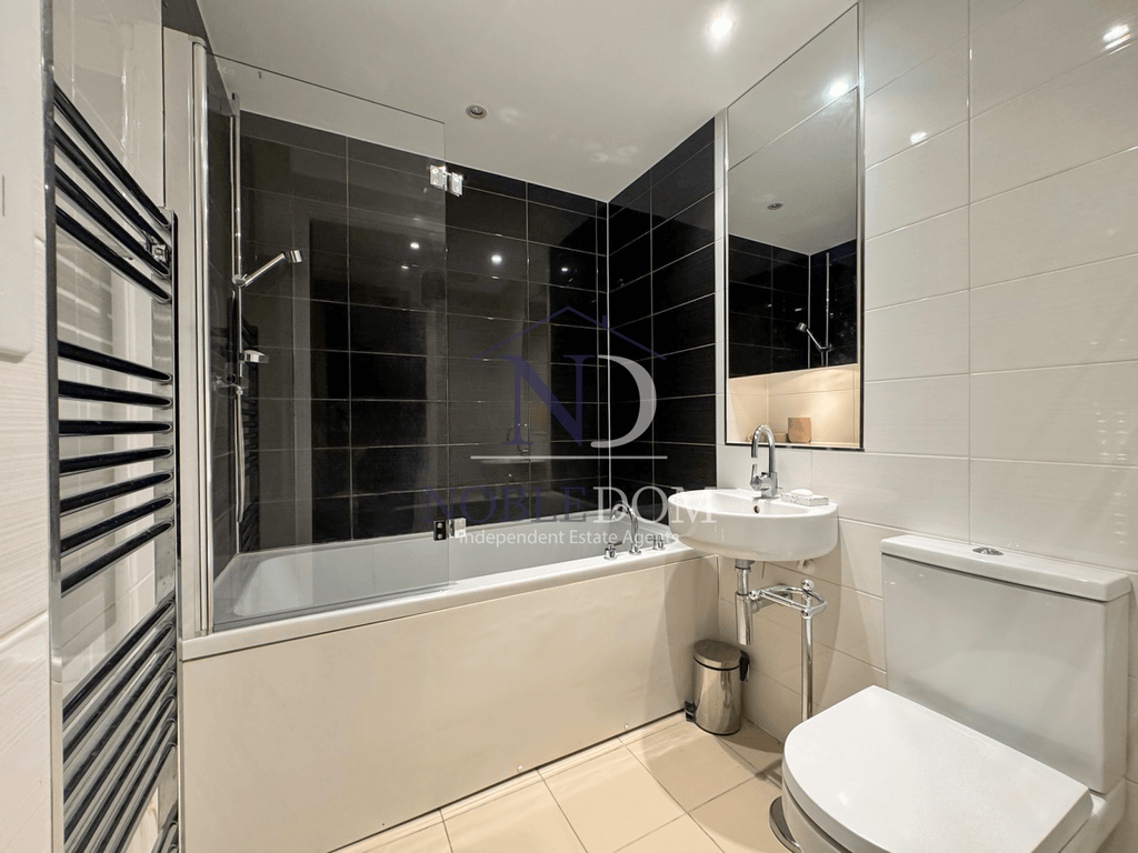 Property photo 3 of 7 2E415F0d79B1F78Fd69328785472c74A