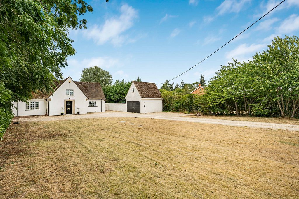 Property photo 1 of 28