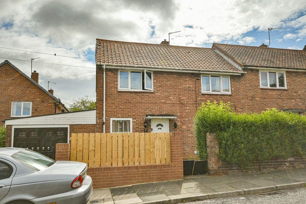 Property photo 1 of 22