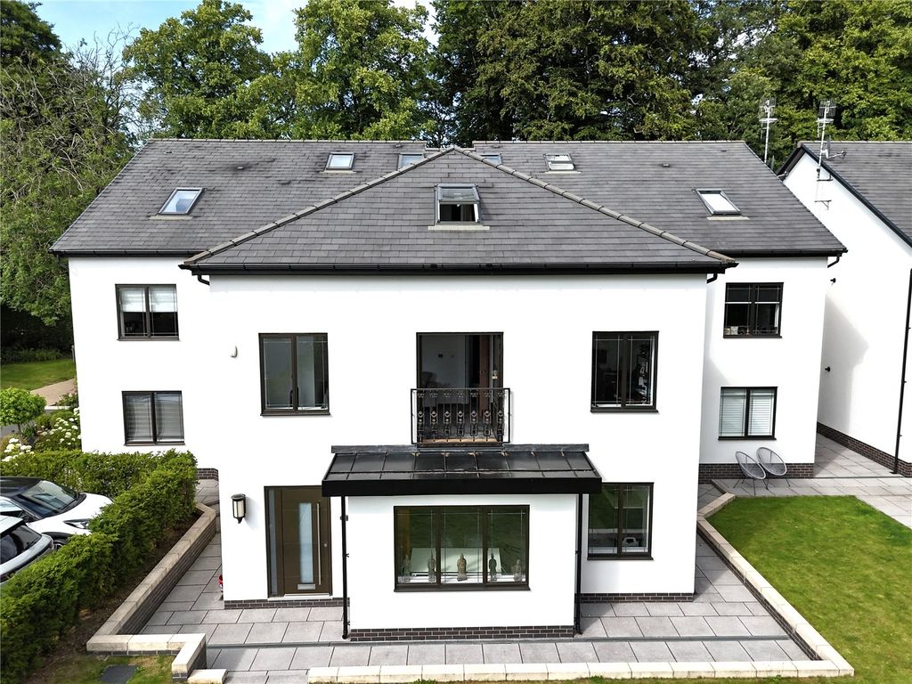 Property photo 2 of 23 Picture No. 20