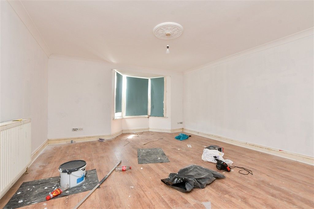Property photo 2 of 12 Bedroom 1